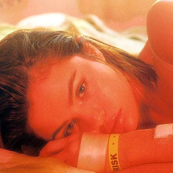 Селена Гомес выпустила новый сингл и музыкальное видео Bad Liar